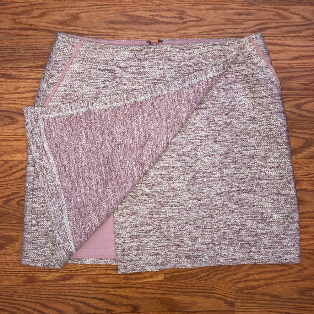 Pink LOFT skirt - Picture 3 of 6